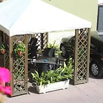 Le Rose Hotel 2*